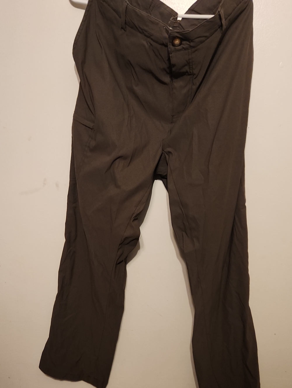 Men's Classic Straight-Leg Pants in Dark Brown